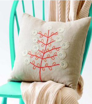 Embroidery: 35 Projects to Decorate Celebrate and Embellish